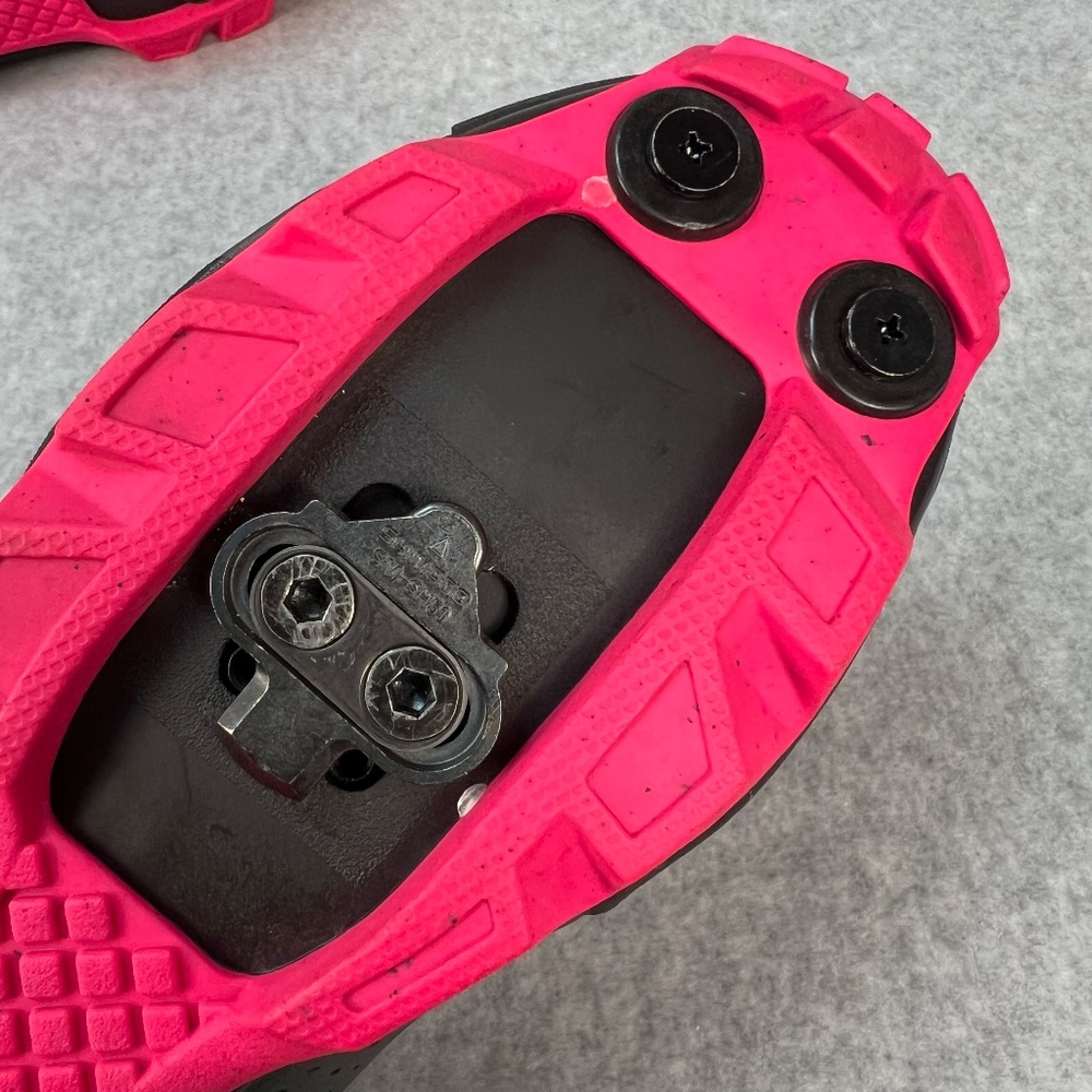 Giro Manta Biking Cycling Shoes Clipless SPD Grey Pink Cleats Women US 8.5 EU 40 - Picture 14 of 16